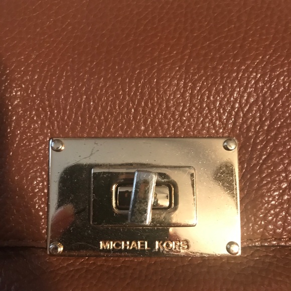 Michael kors cross body bag - Picture 3 of 7